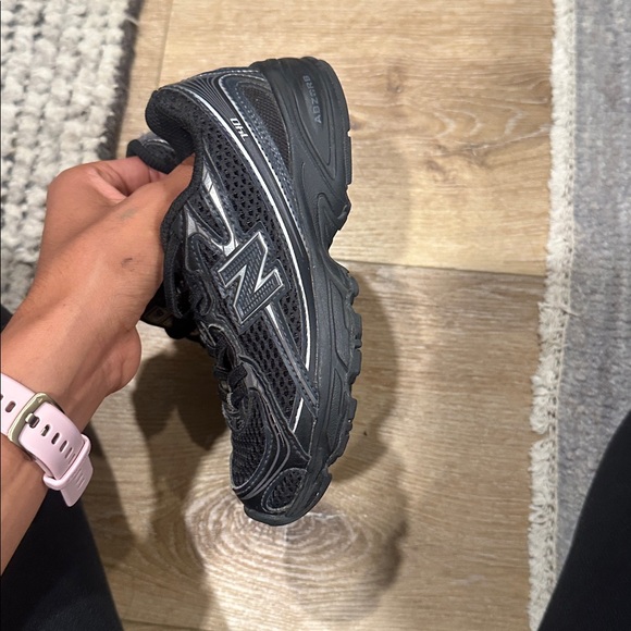 New Balance 740 Kids Black Sneakers - Picture 4 of 6